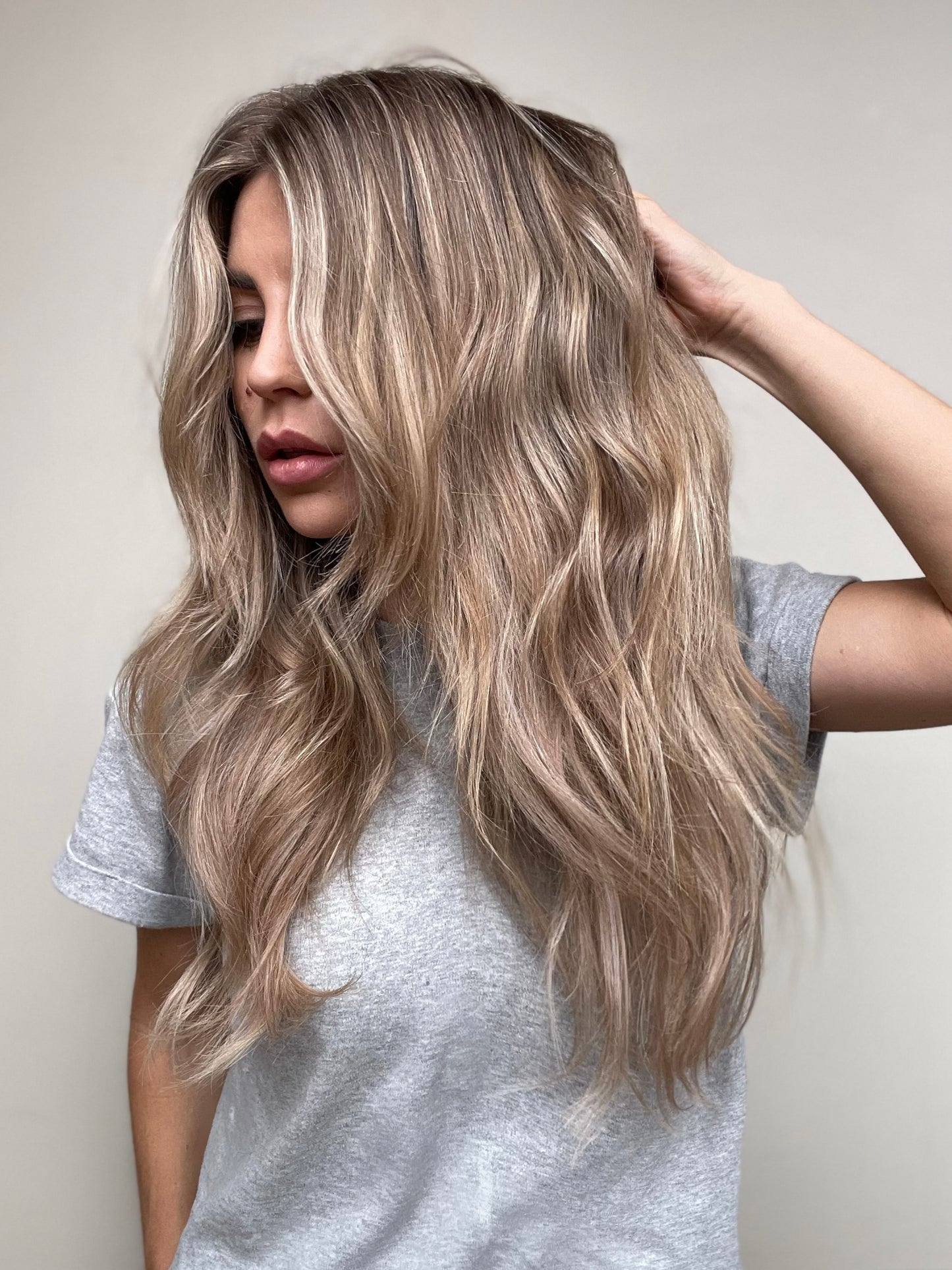 #8N/12A • Flat White Balayage